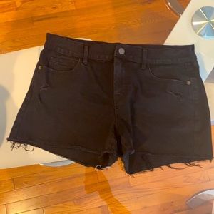 Women shorts
